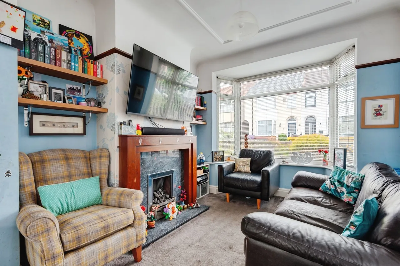 Desborough Crescent, Liverpool, L12, photo 2
