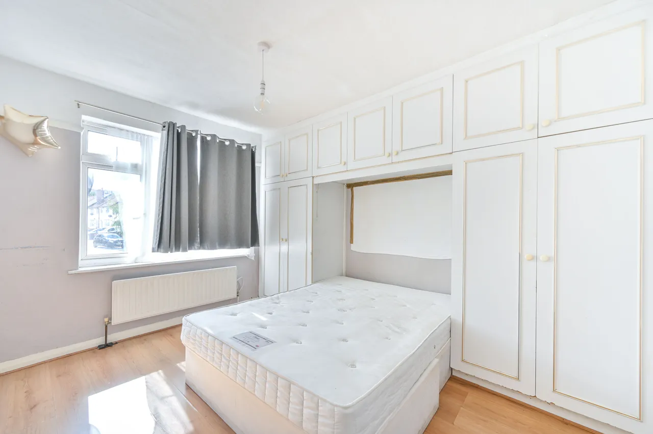 74 Warren Road, London, photo 5