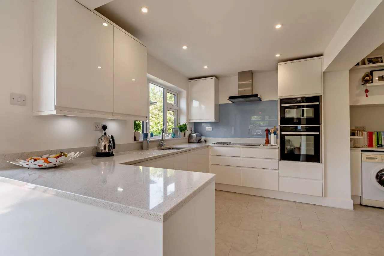 Tudor Drive, Otford, Sevenoaks, Kent, TN14 5QP, photo 9