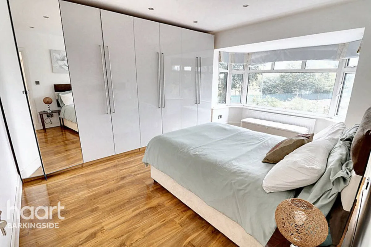 Lord Avenue, Clayhall, IG5, photo 19