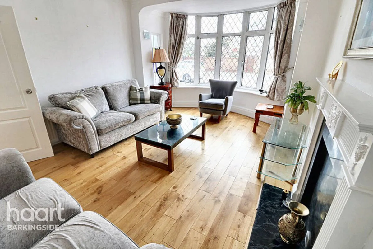 Lord Avenue, Clayhall, IG5, photo 5