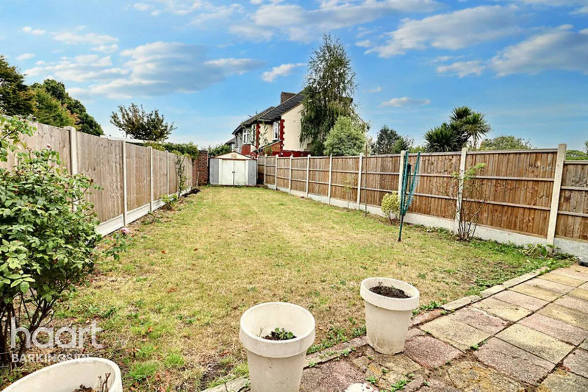 Lord Avenue, Clayhall, IG5, photo 25