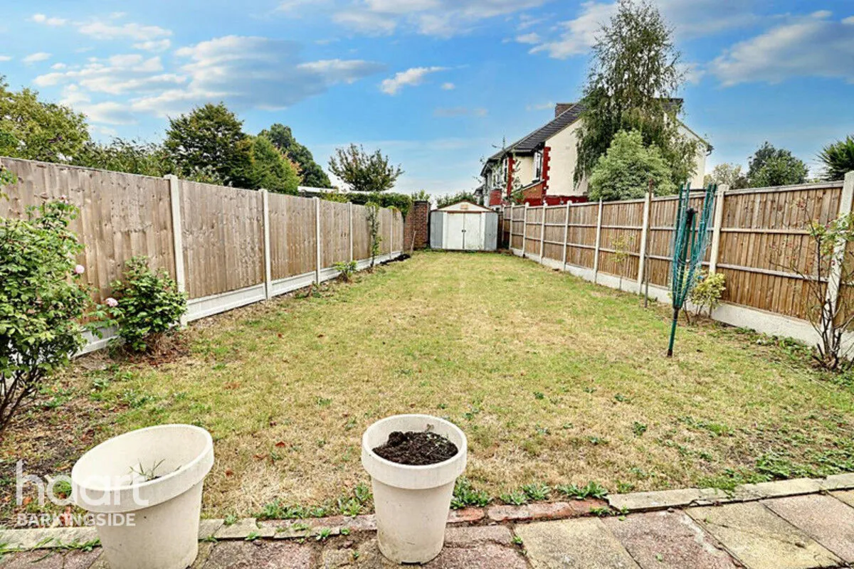 Lord Avenue, Clayhall, IG5, photo 24