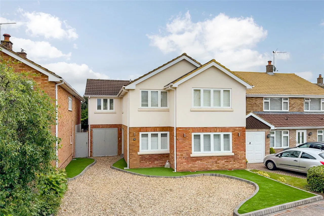 Ashley Gardens, Harpenden, Hertfordshire, AL5 3EY, photo 4