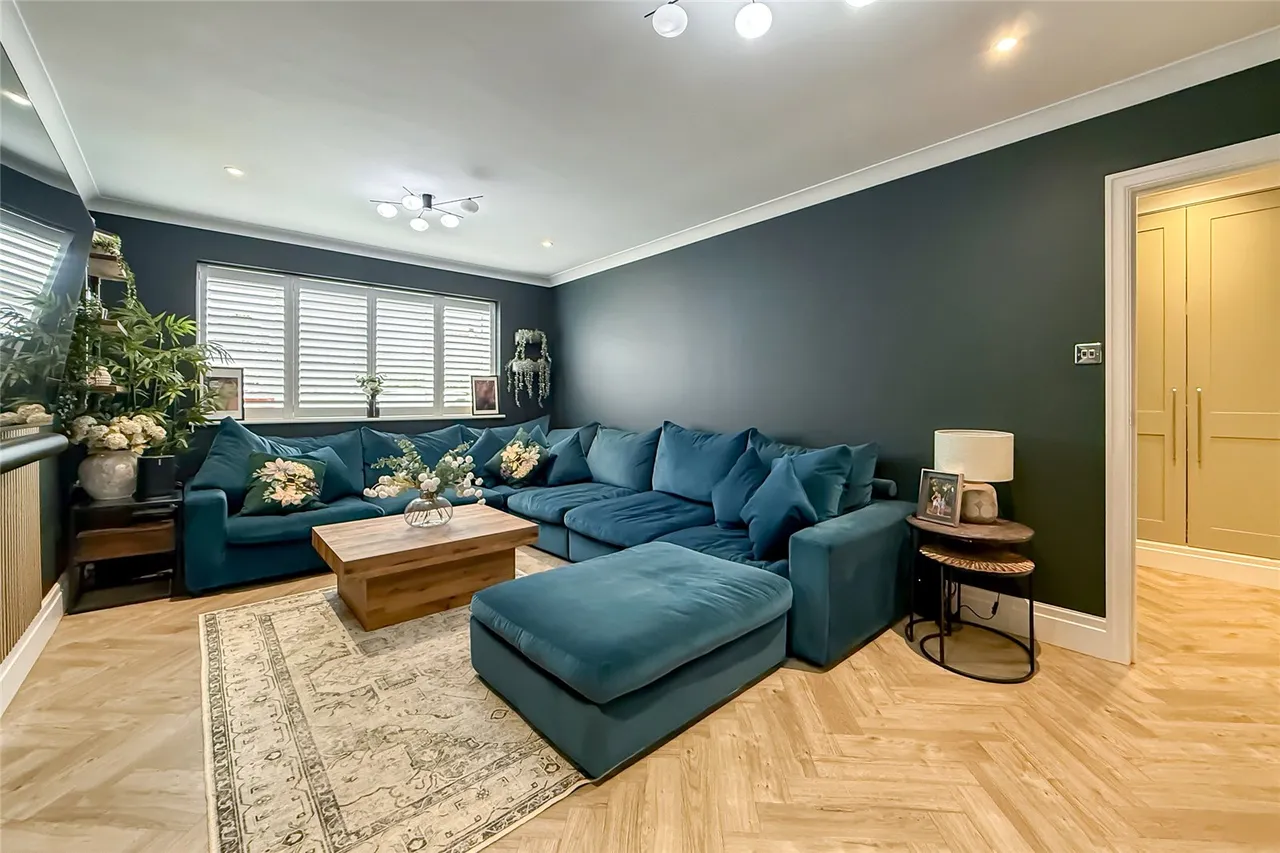Ashley Gardens, Harpenden, Hertfordshire, AL5 3EY, photo 2