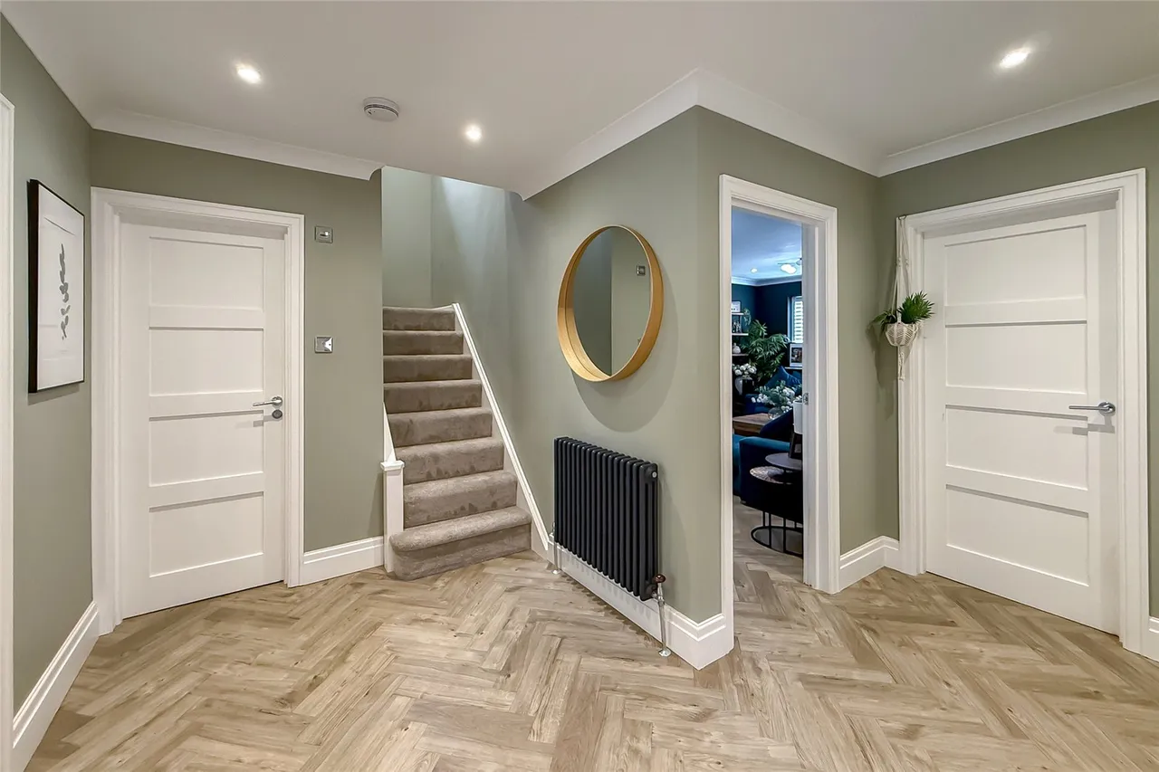 Ashley Gardens, Harpenden, Hertfordshire, AL5 3EY, photo 24