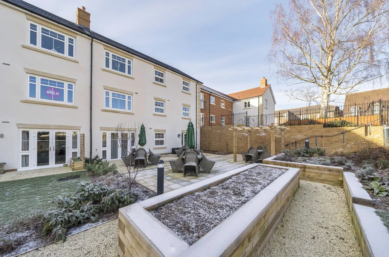 Queen Elizabeth Place, Alton, GU34, photo 6
