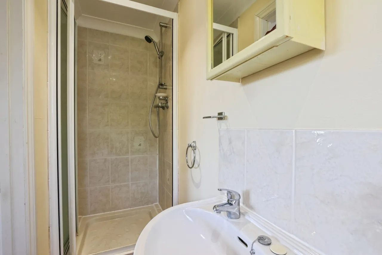 Tatnam Road, Poole, BH15, photo 11
