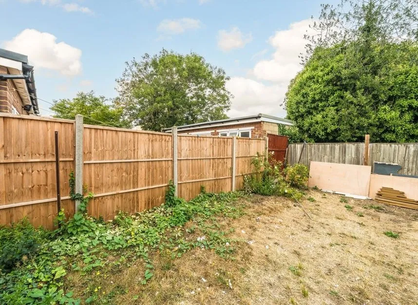 Alderwick Drive, Hounslow, TW3, photo 6