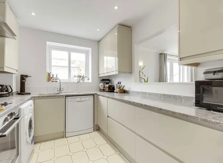 Millennium Drive, Canary Wharf, E14, photo 5
