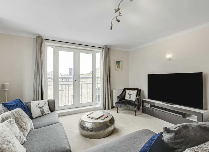 Millennium Drive, Canary Wharf, E14, photo 7