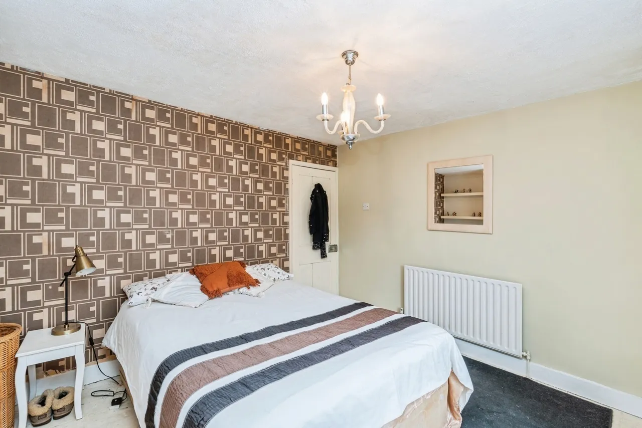 Rumbridge Street, Totton, SO40, photo 19