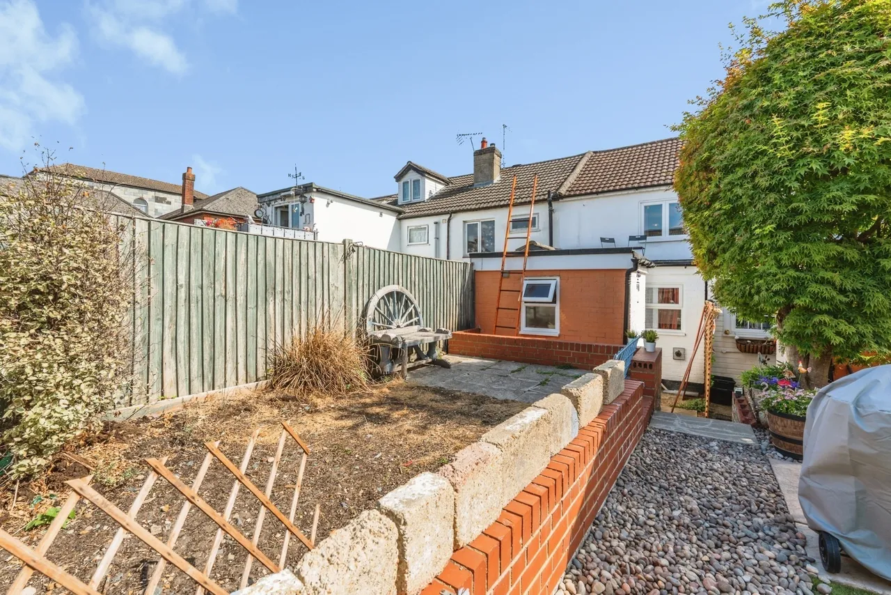 Rumbridge Street, Totton, SO40, photo 3