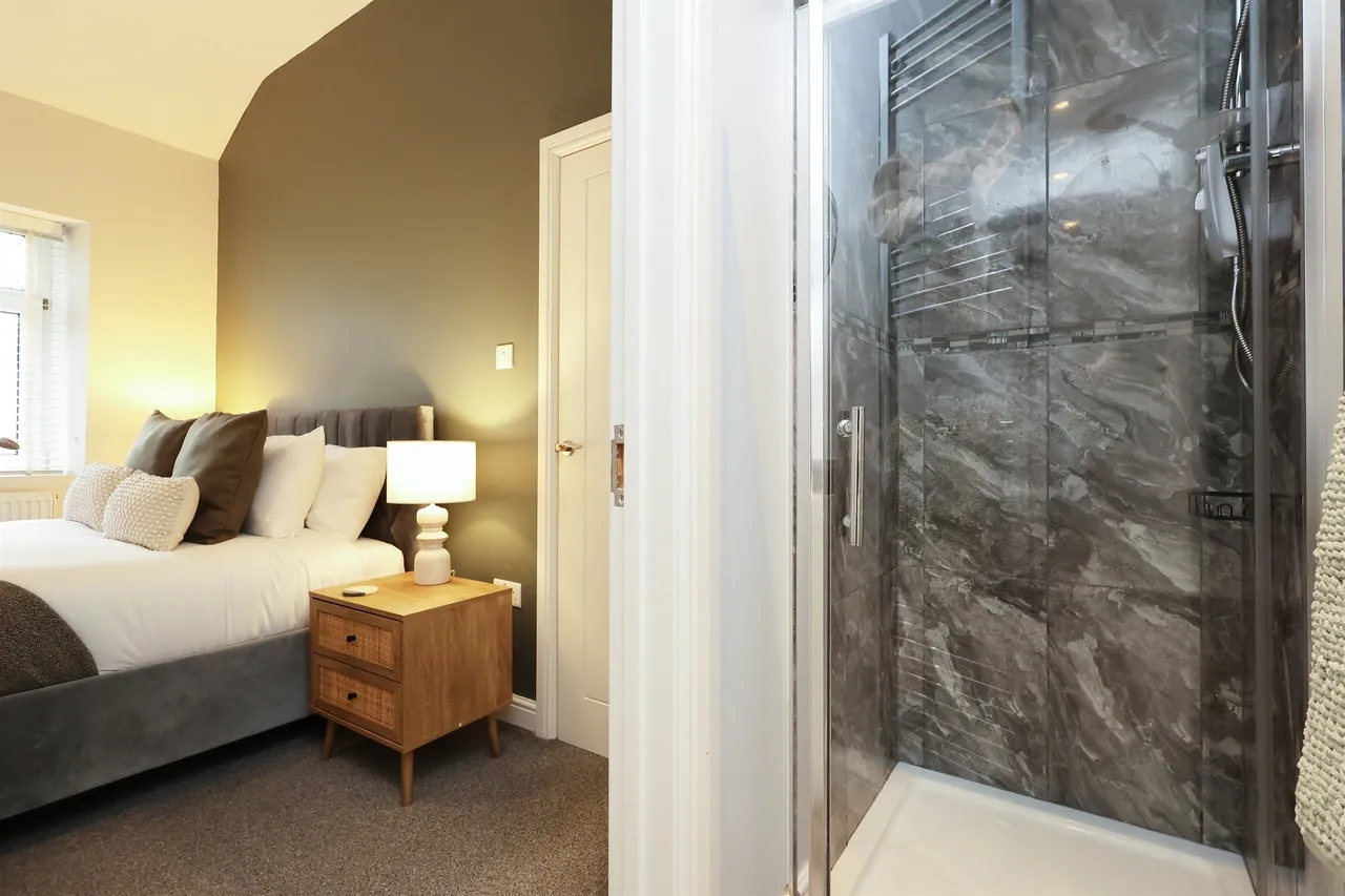 Midland Place, Swansea, SA7, photo 9