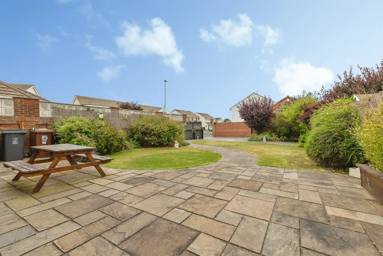 Wainwright Walk, Hartlepool, TS25, photo 26