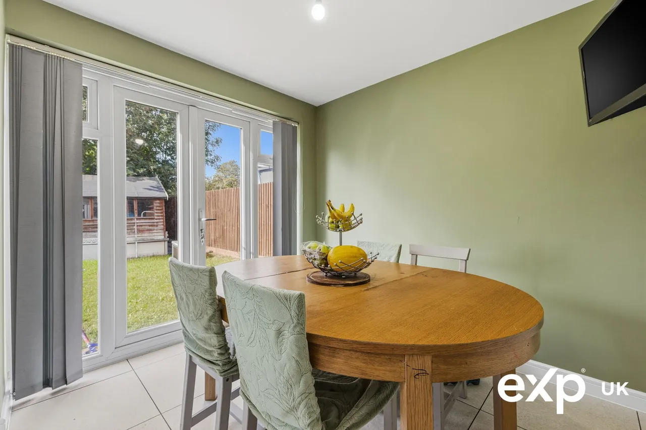 Regina Drive, Nottingham, NG8, photo 7