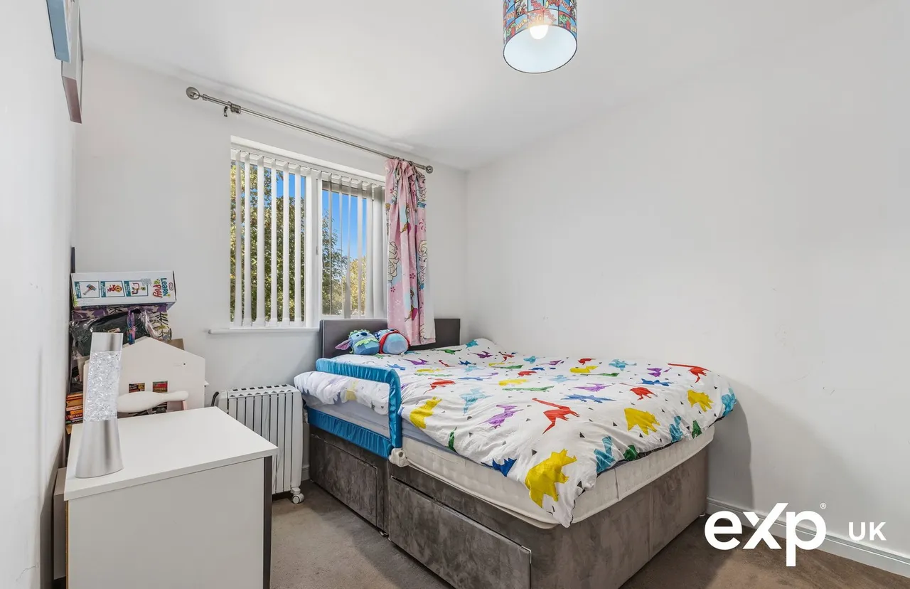 Regina Drive, Nottingham, NG8, photo 17