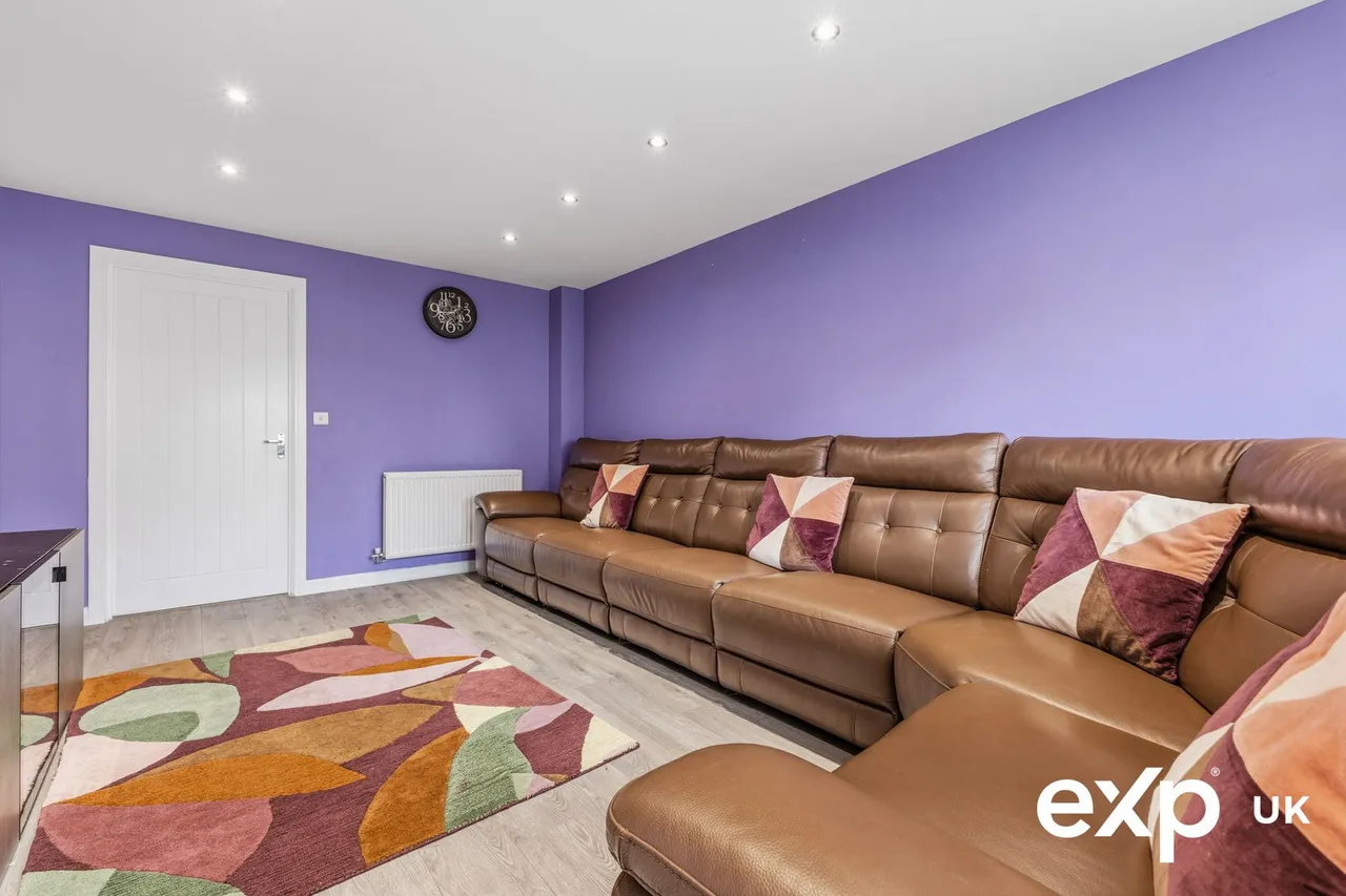 Regina Drive, Nottingham, NG8, photo 5