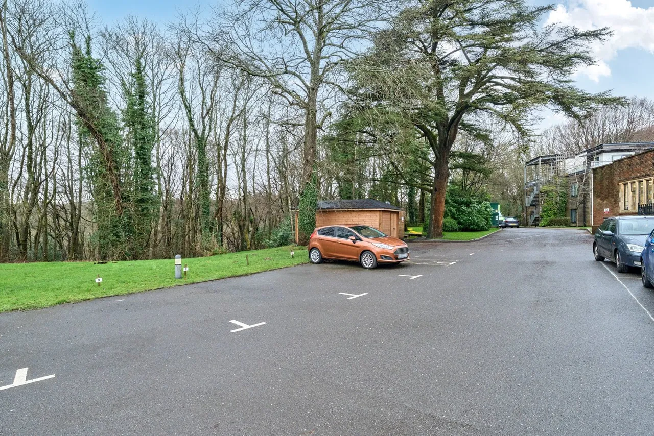Wispers Lane, Haslemere, GU27, photo 9