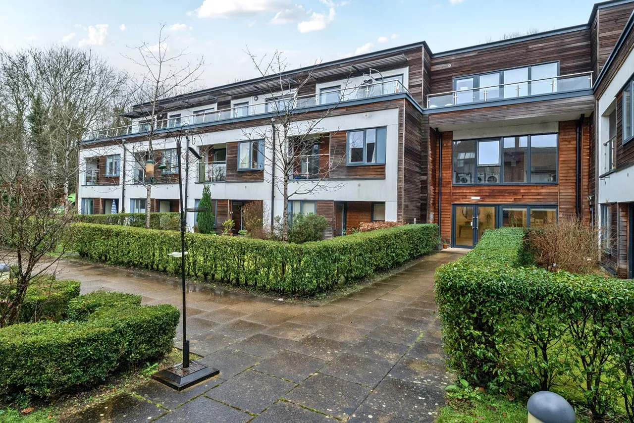 1 bed flat for sale, Wispers Lane, Haslemere, GU27