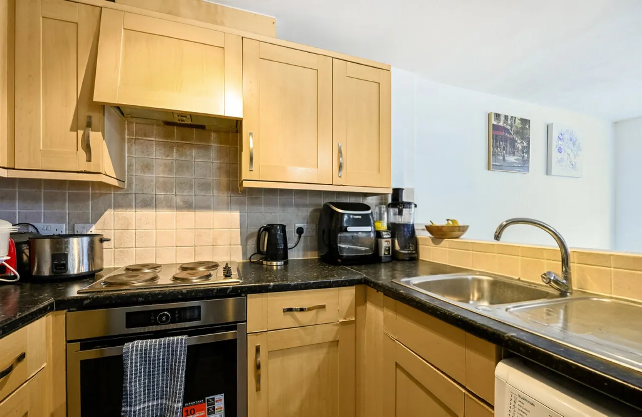 Drum Road, Eastleigh, SO50, photo 6