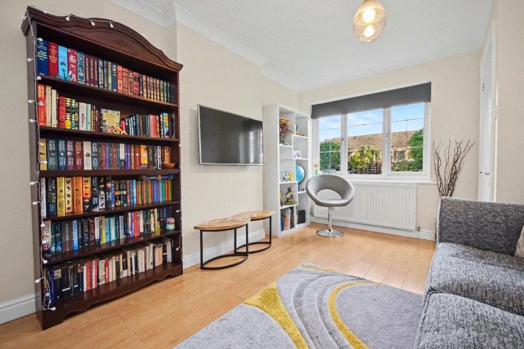 Holme Field, Ossett, WF5, photo 6