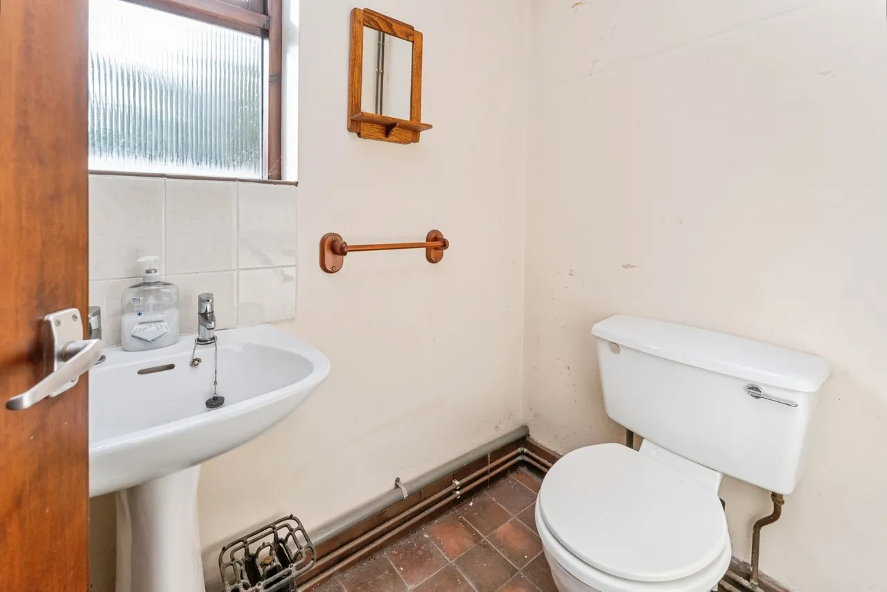 Cae Rhug Lane, Gwernaffield, CH7, photo 20