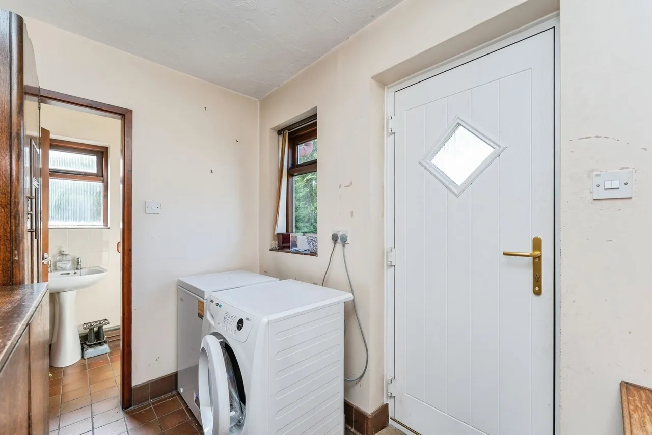 Cae Rhug Lane, Gwernaffield, CH7, photo 19