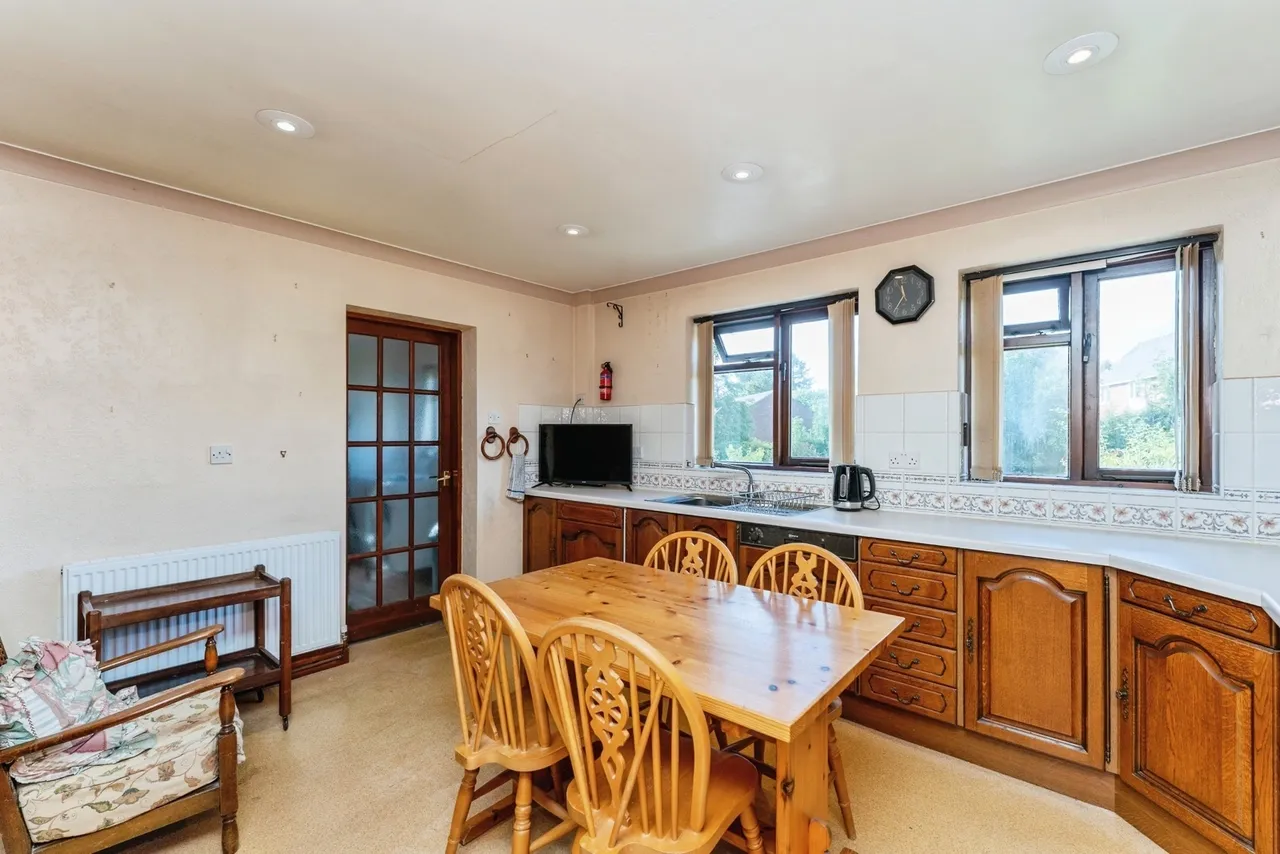 Cae Rhug Lane, Gwernaffield, CH7, photo 8