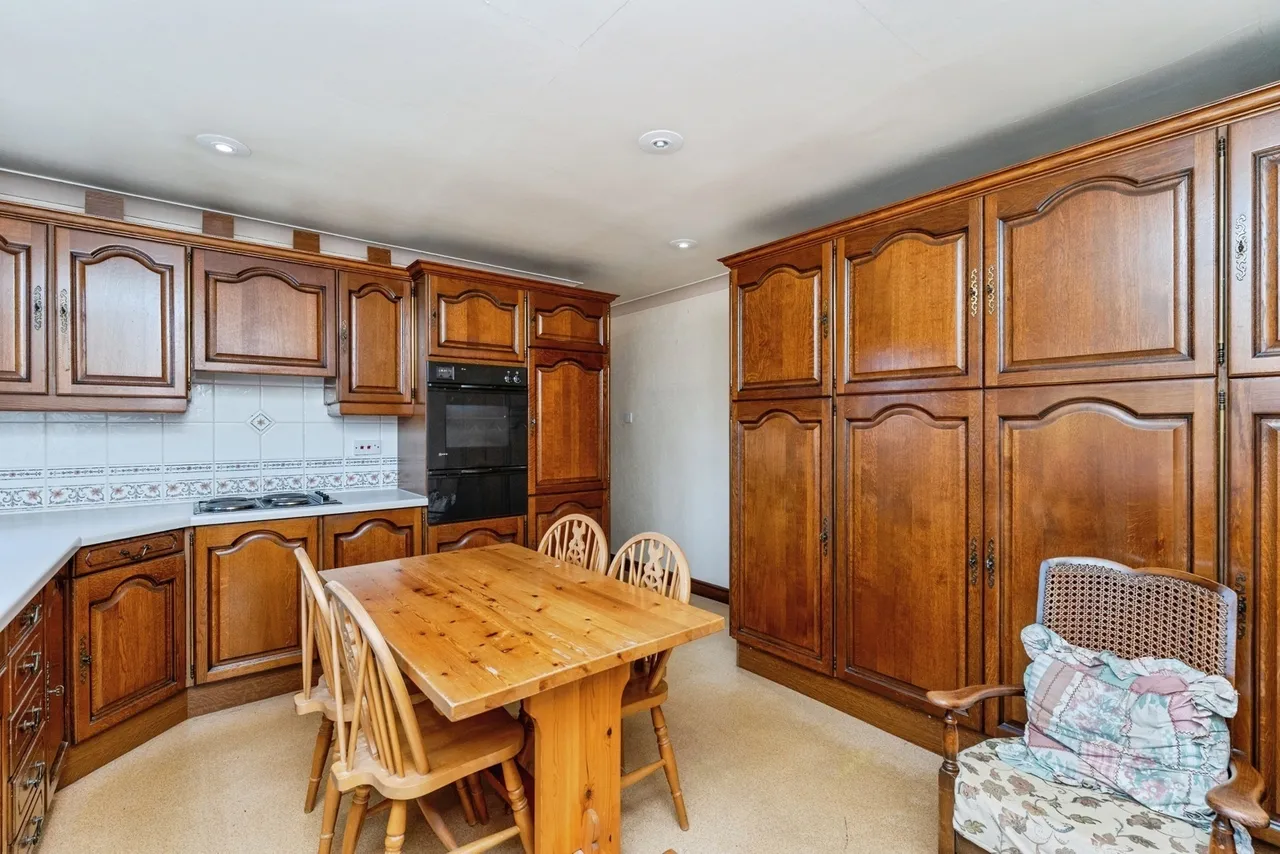 Cae Rhug Lane, Gwernaffield, CH7, photo 9