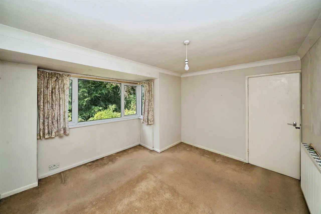 Whitewell Drive, Upton, photo 6