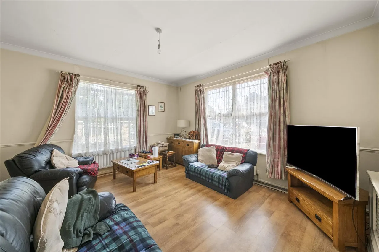 Old Ruislip Road, Northolt, photo 7