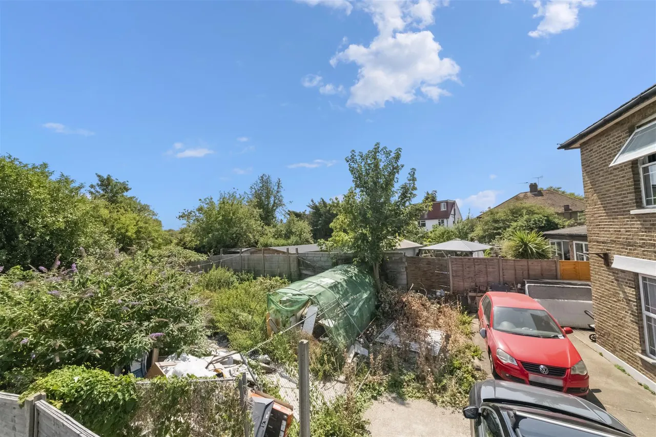 Old Ruislip Road, Northolt, photo 6