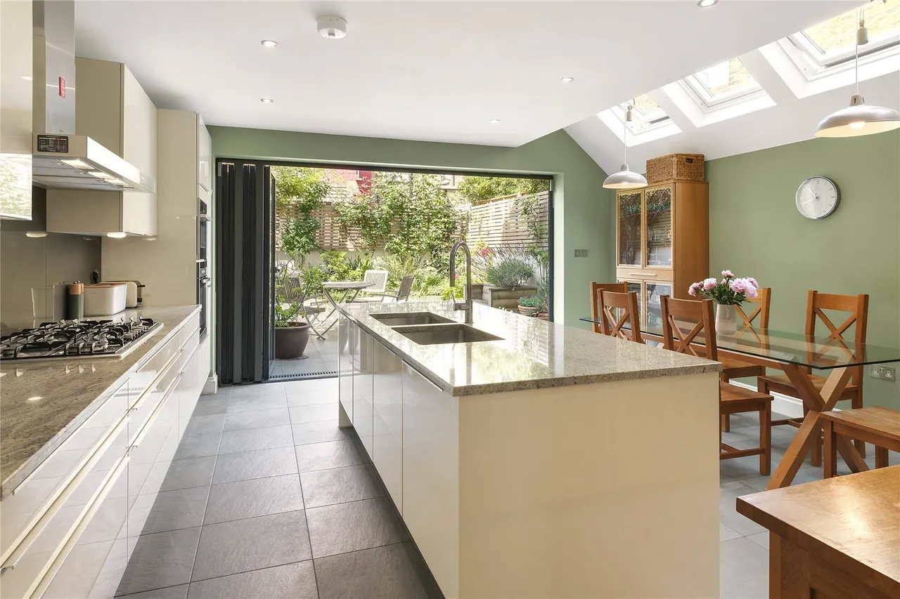 Cupar Road, London, SW11, photo 5