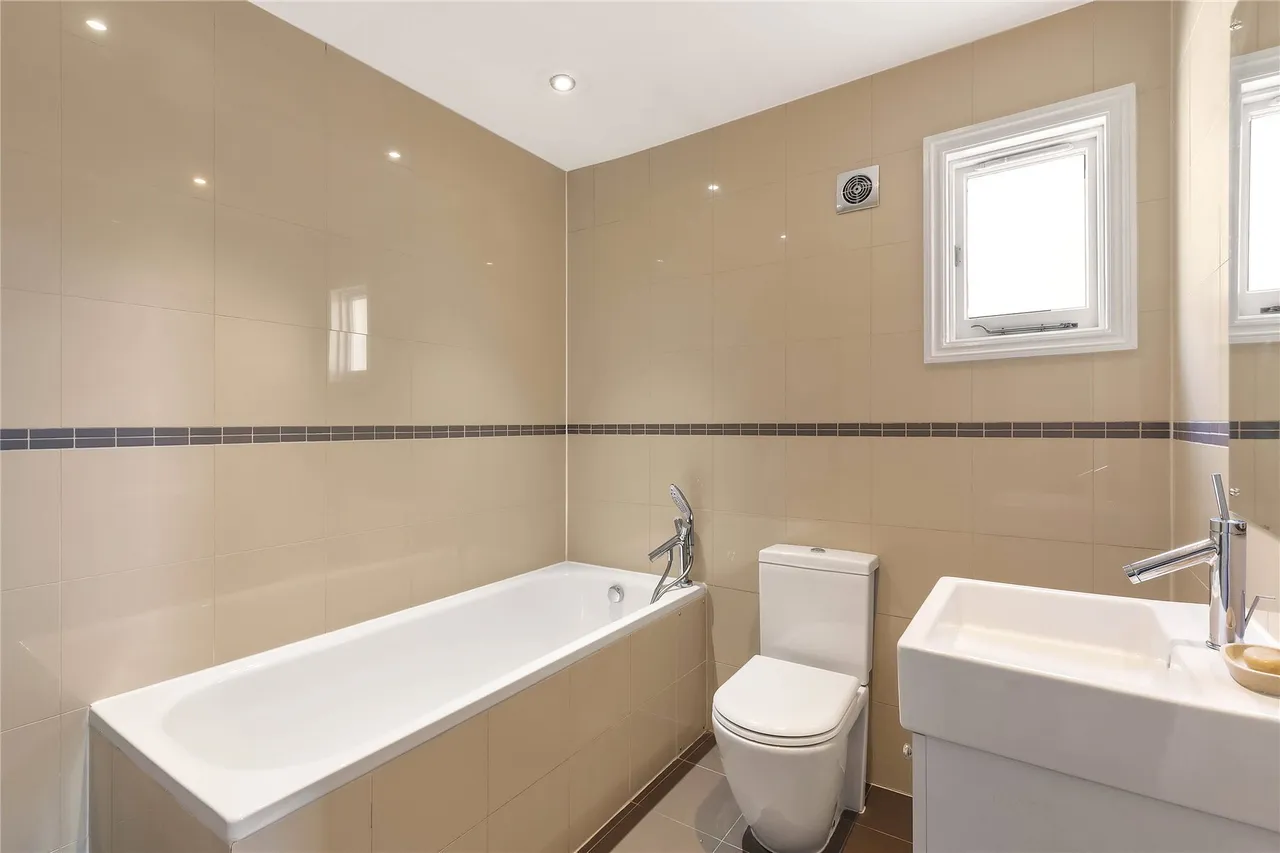 Cupar Road, London, SW11, photo 12
