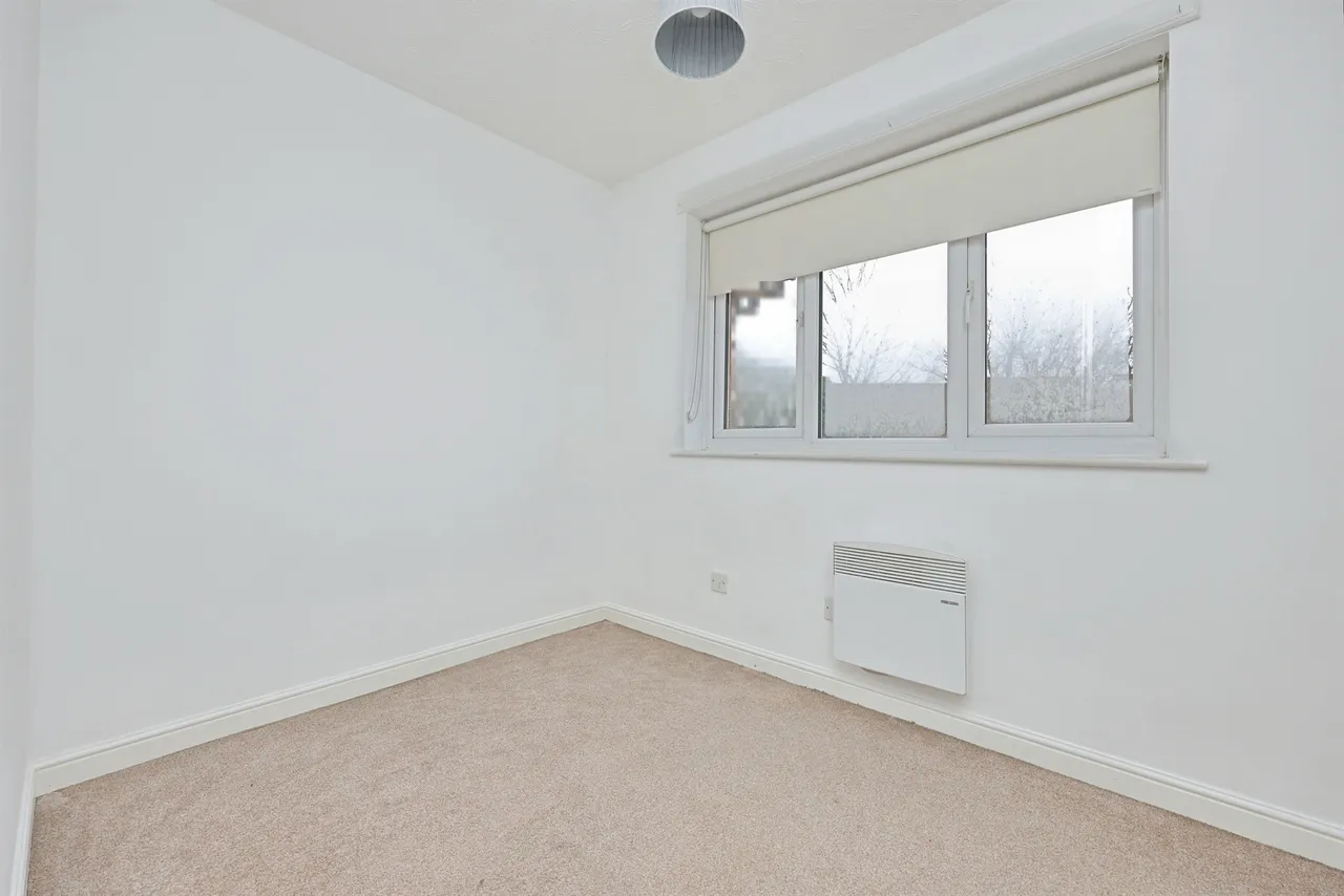 Amsterdam Way, Dereham, photo 8