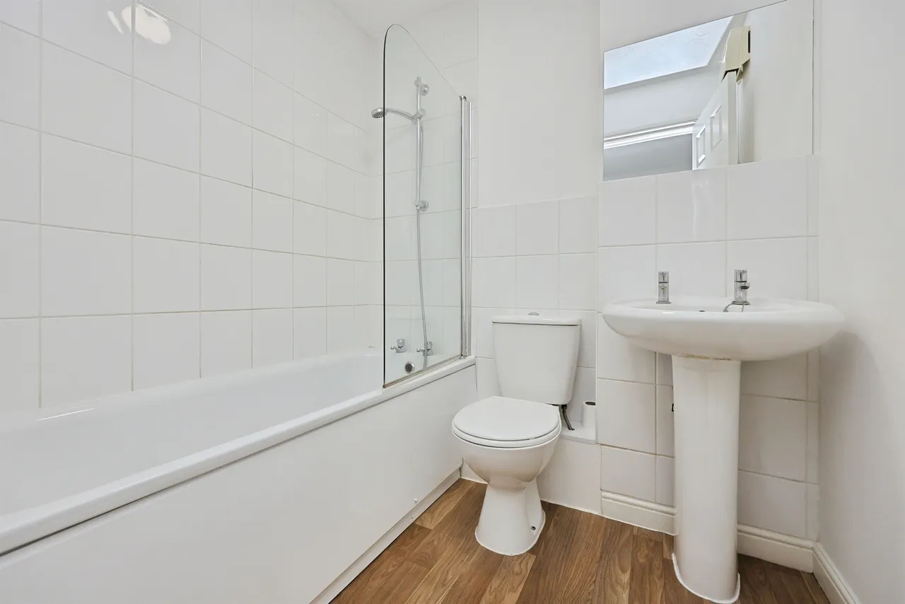 Amsterdam Way, Dereham, photo 9