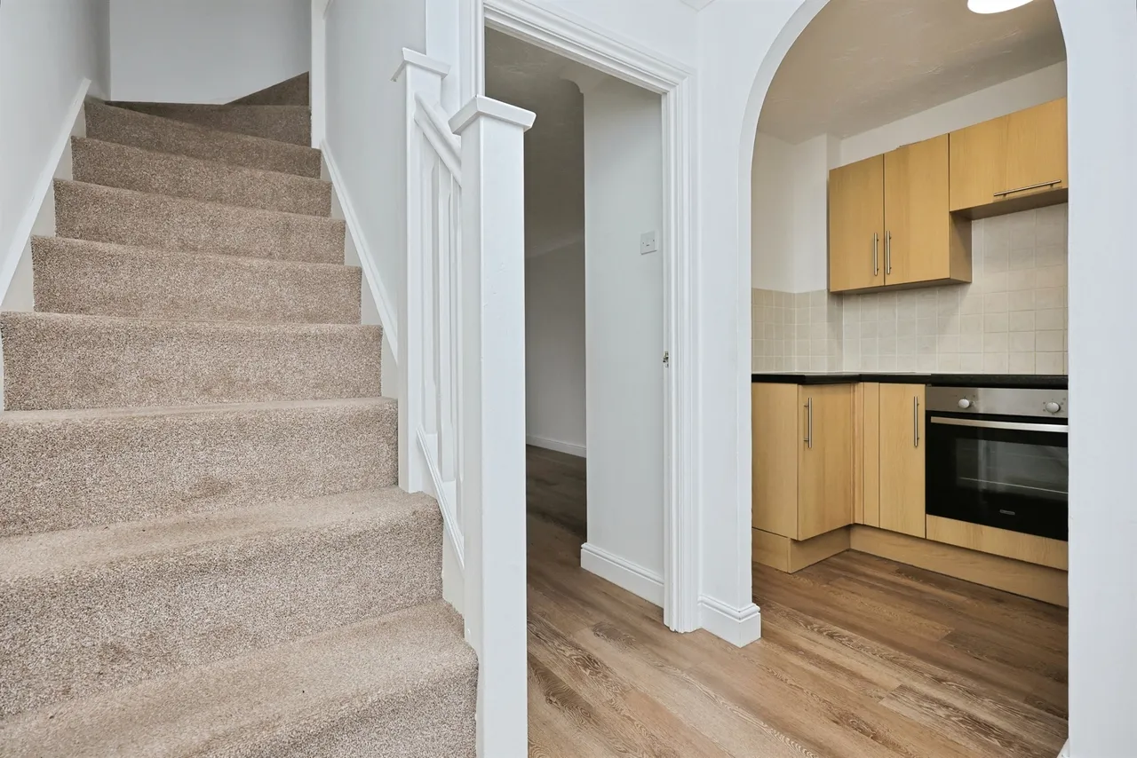 Amsterdam Way, Dereham, photo 5