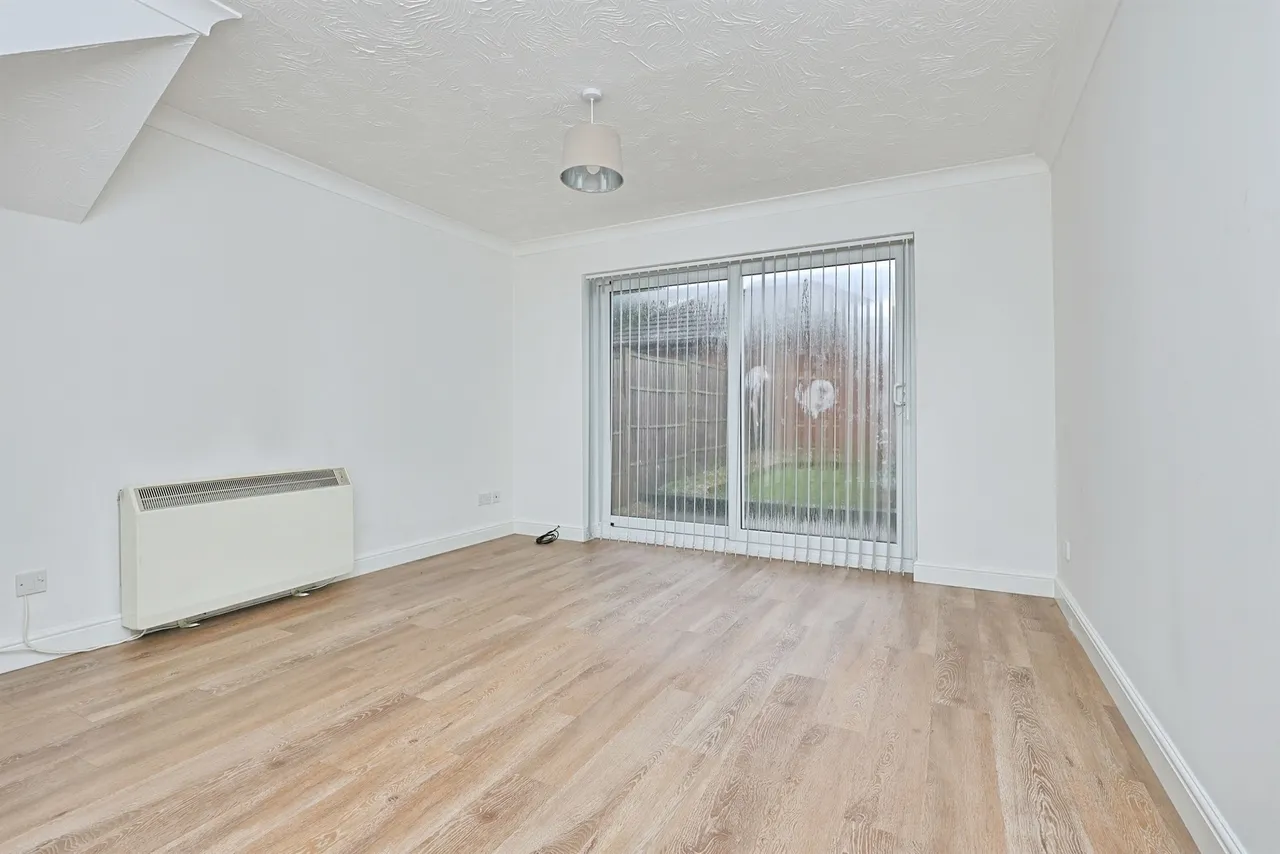 Amsterdam Way, Dereham, photo 6