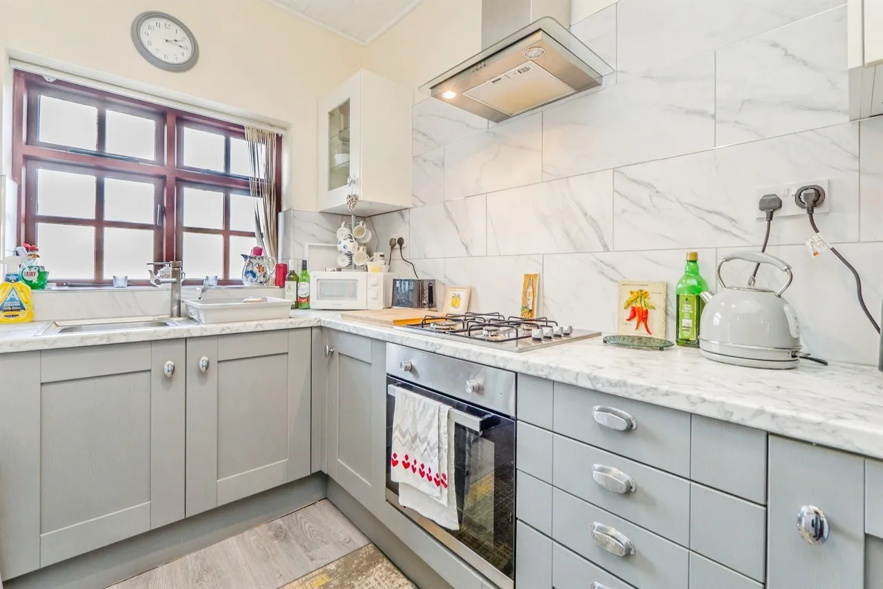 Downton Rise, Rumney, CF3, photo 15