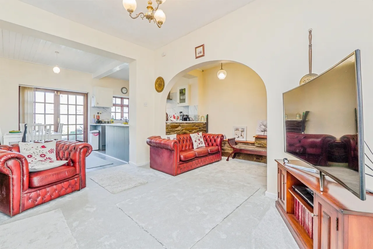 Downton Rise, Rumney, CF3, photo 13