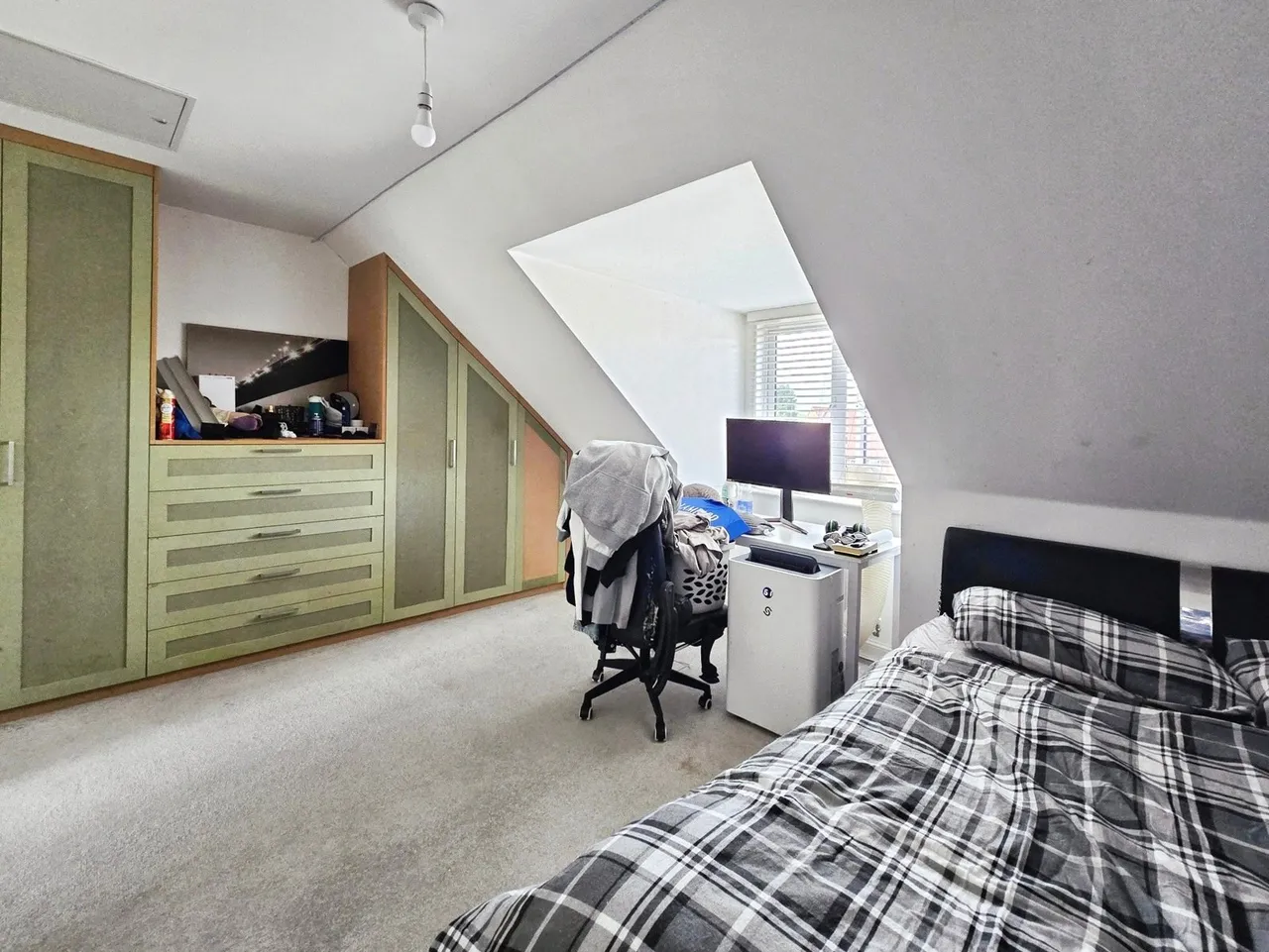 Blackburne Way, Tongham, GU10, photo 6