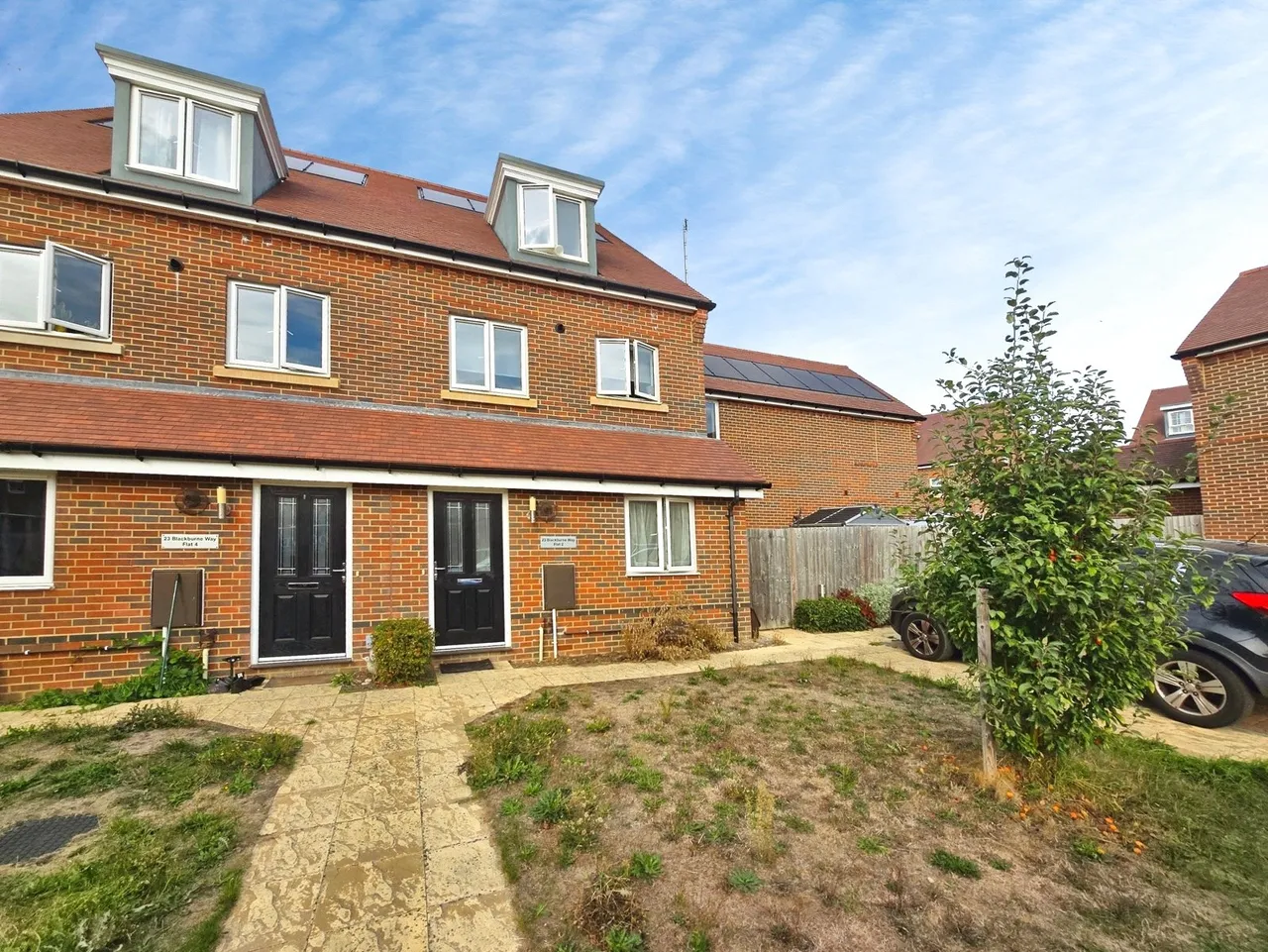 2 bed flat for sale, Blackburne Way, Tongham, GU10