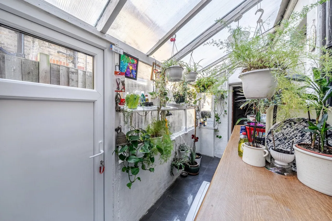 Thornsbeach Road, Catford, London, SE6, photo 10