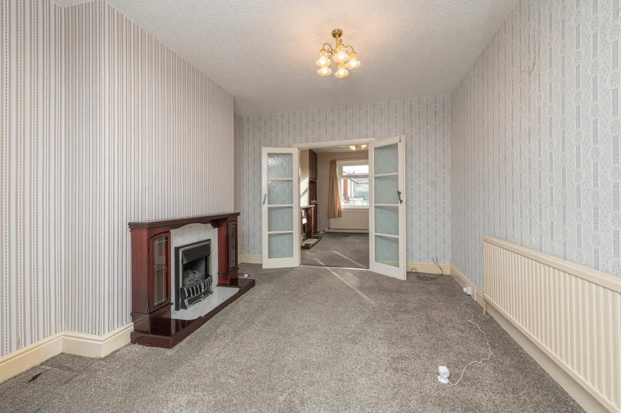 Ingfield Avenue, Dalton, photo 3