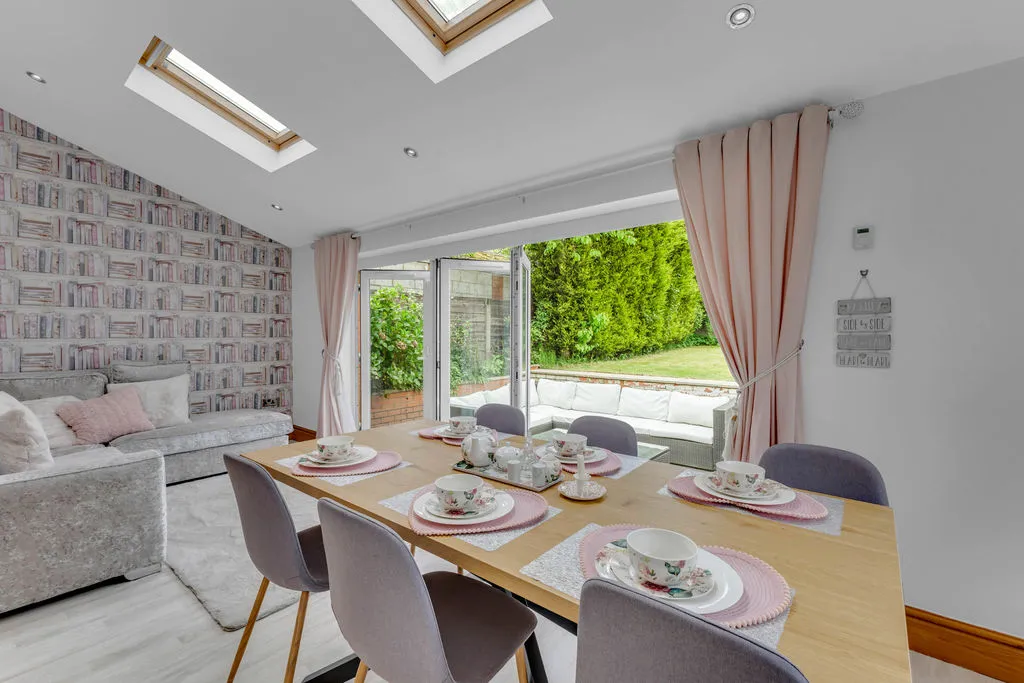 Bury New Road, Heywood OL10 3JY, photo 11
