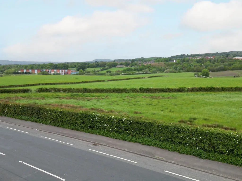 Bury New Road, Heywood OL10 3JY, photo 32