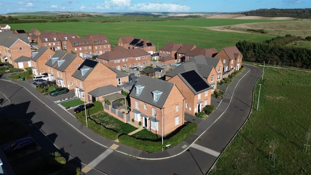 Skylark Avenue, Peacehaven, BN10, photo 6