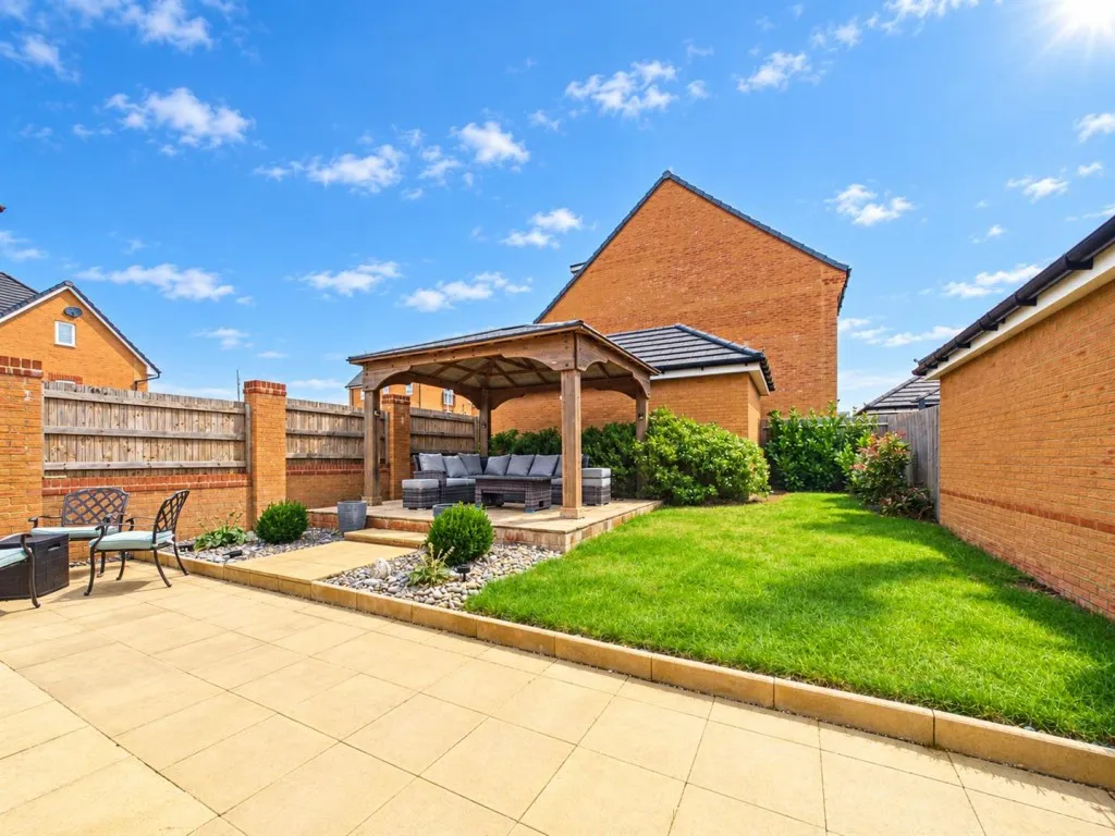 Skylark Avenue, Peacehaven, BN10, photo 14