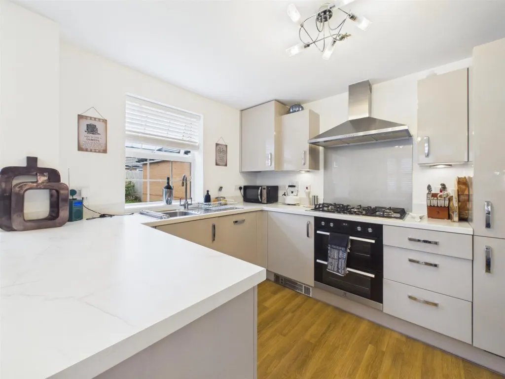 Skylark Avenue, Peacehaven, BN10, photo 4